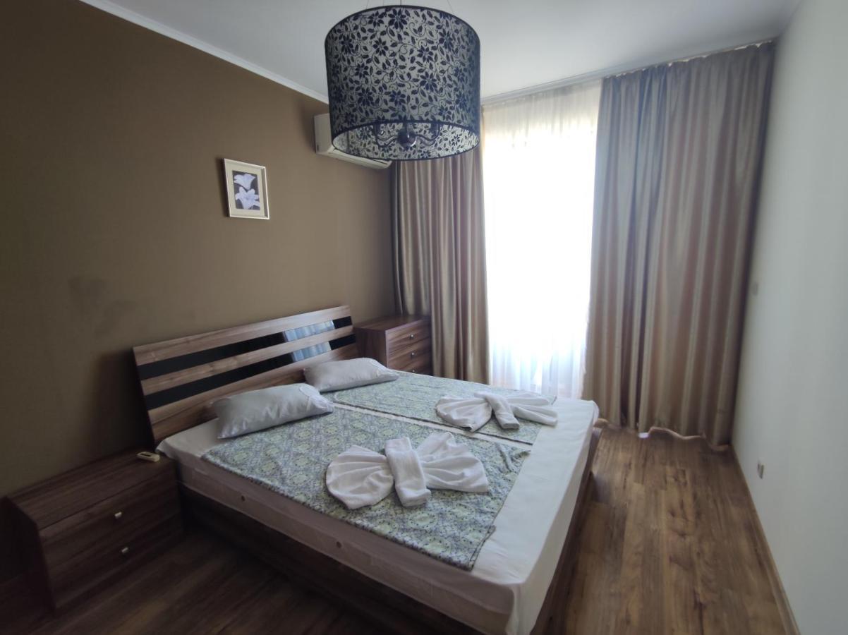 Europroperties Golden Line โกลเดน แซนส์ ภายนอก รูปภาพ