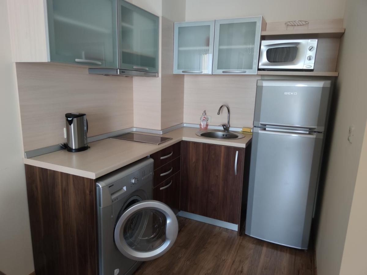 Europroperties Golden Line โกลเดน แซนส์ ภายนอก รูปภาพ