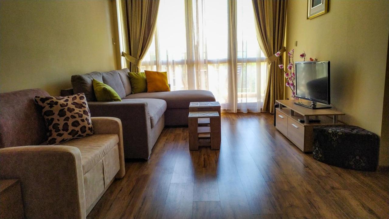 Europroperties Golden Line โกลเดน แซนส์ ภายนอก รูปภาพ