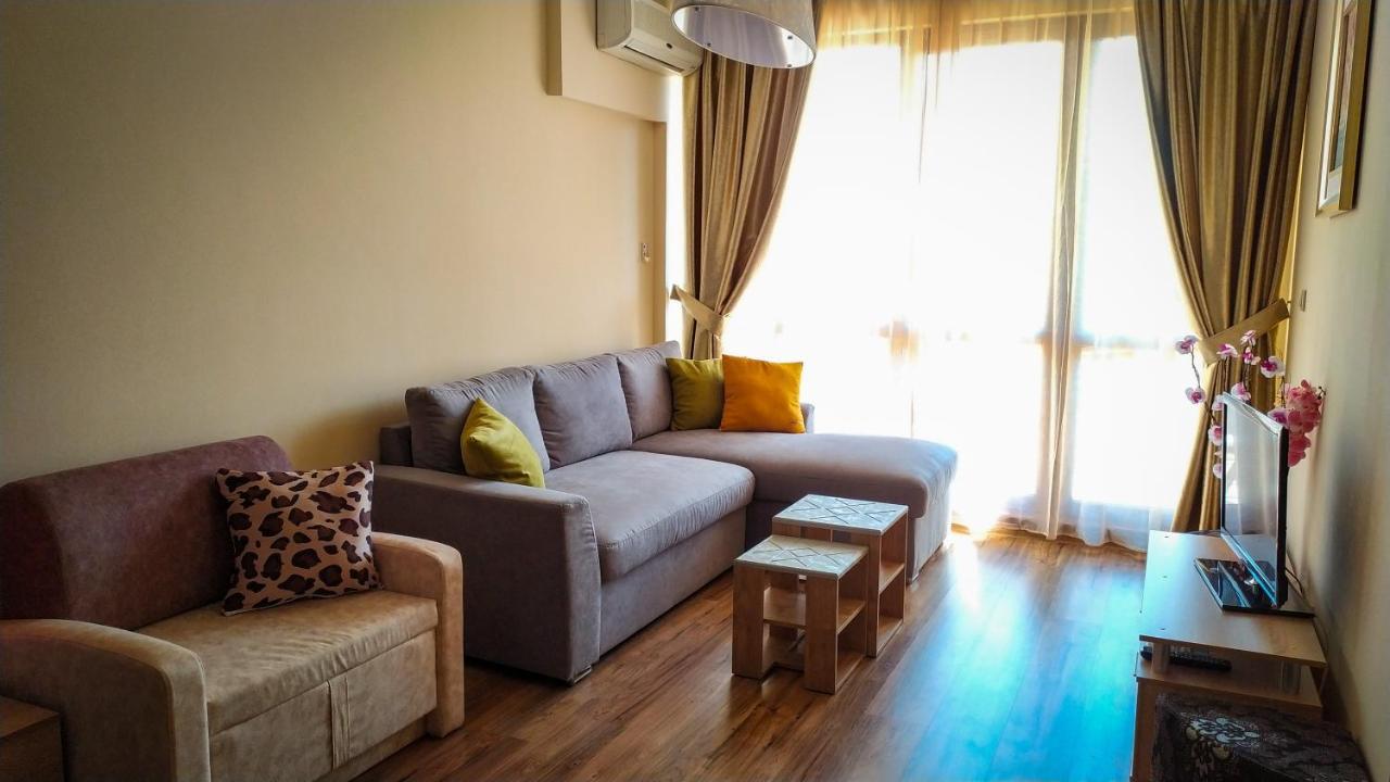 Europroperties Golden Line โกลเดน แซนส์ ภายนอก รูปภาพ