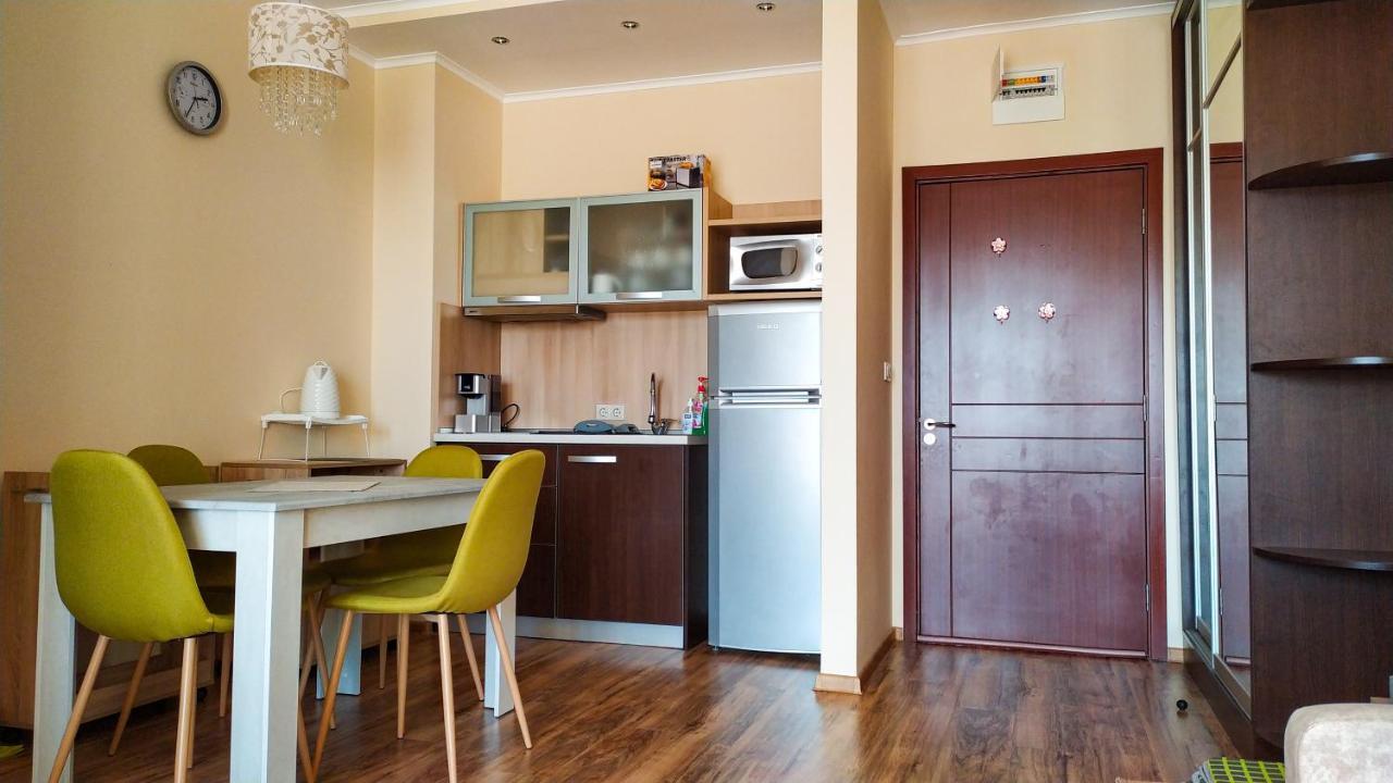 Europroperties Golden Line โกลเดน แซนส์ ภายนอก รูปภาพ